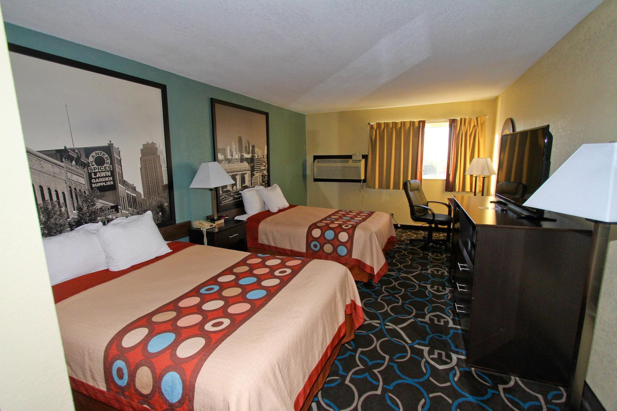 Super 8 By Wyndham Kansas Hotel *