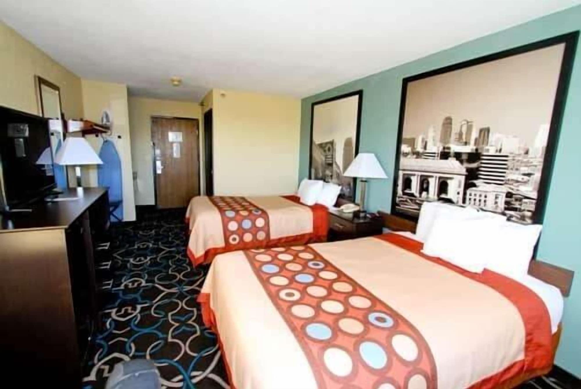 Super 8 By Wyndham Kansas Kansas City