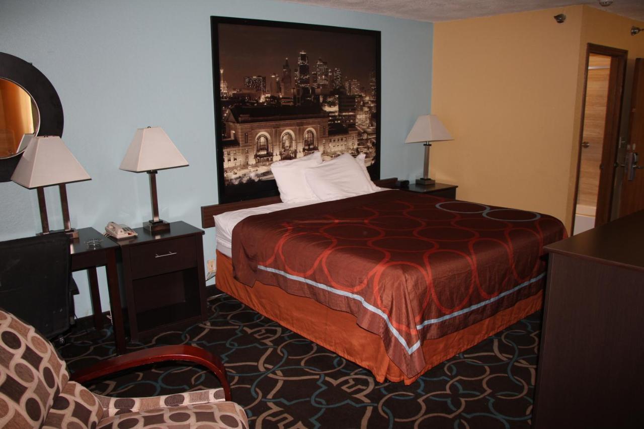 Super 8 By Wyndham Kansas * Kansas City